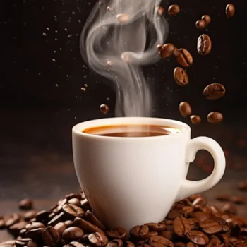 कौन सी ड्रिंक आपके लिए ज्यादा फायदेमंद  है? Green Tea या Black Coffee…