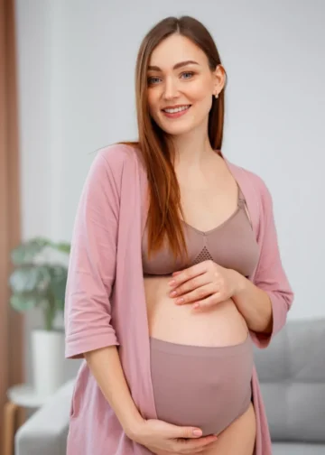 प्रेग्नेंट महिलाएं सर्दियों में  ये 5 ड्रिंक पीती है , जिसे मां और बच्चे दोनों स्वस्थ रहेंगे